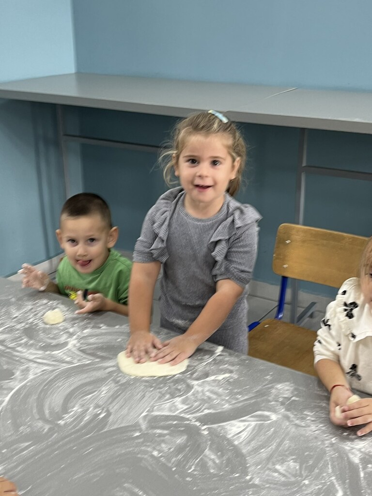 IMG 5b18bf333eaaa7d0dc472b5dadae01d1 V