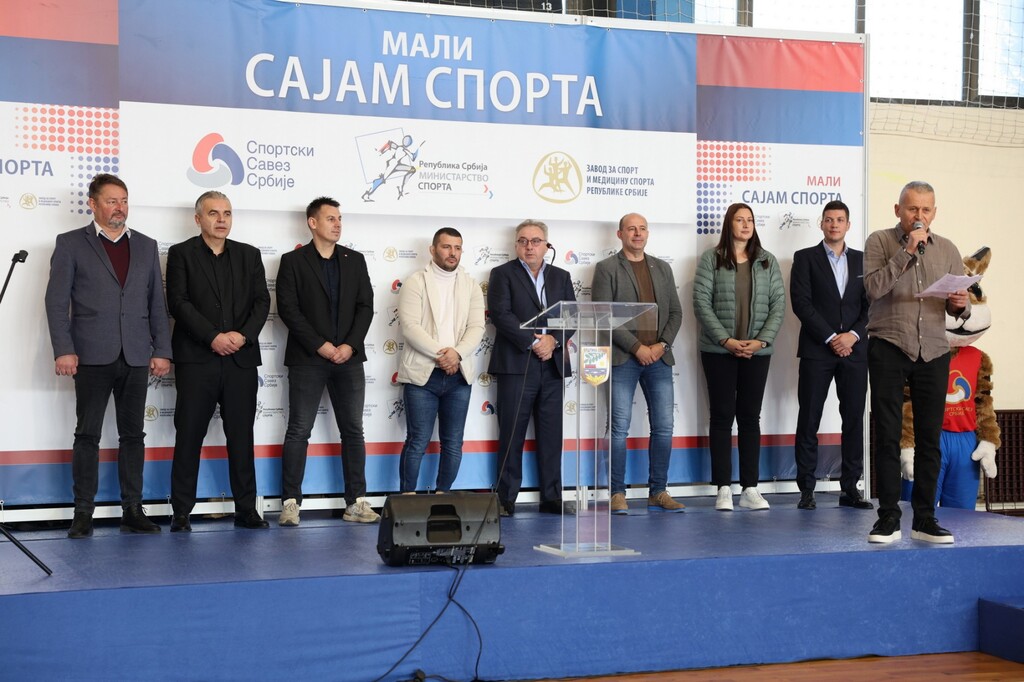 IMG e3a90cc440fb4a8c29e6b5cf6d6228f2 V